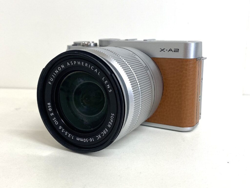 FUJIFILM X-A2 富士フィルム ミラーレス一眼カメラ レンズ2点