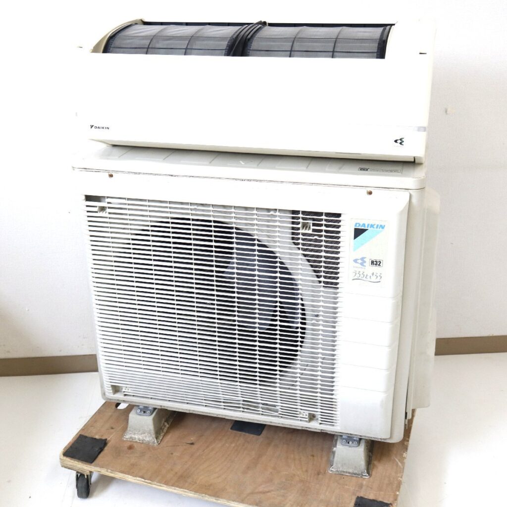 DAIKIN ルームエアコン 室内機 AN80URPK-W 室外機 AR80URPK 2017年製 主に26畳用 ダイキン