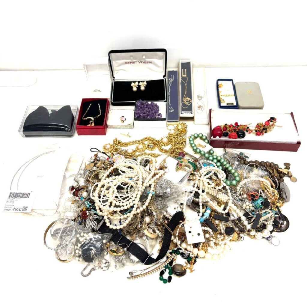 アクセサリー イミテーション レディース イヤリング ブローチ リング ピアス 真珠 大量 まとめ 約5kg