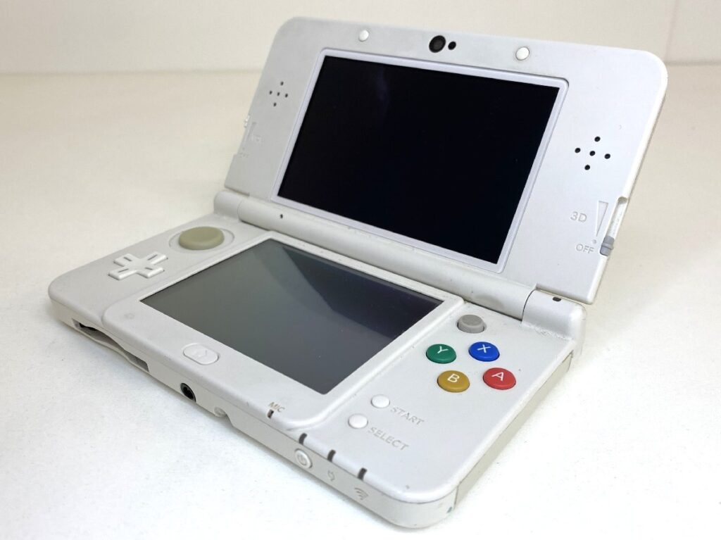 Nintendo new 3DS KTR-001 ニンテンドー 任天堂 本体の買取実績【錬金堂】