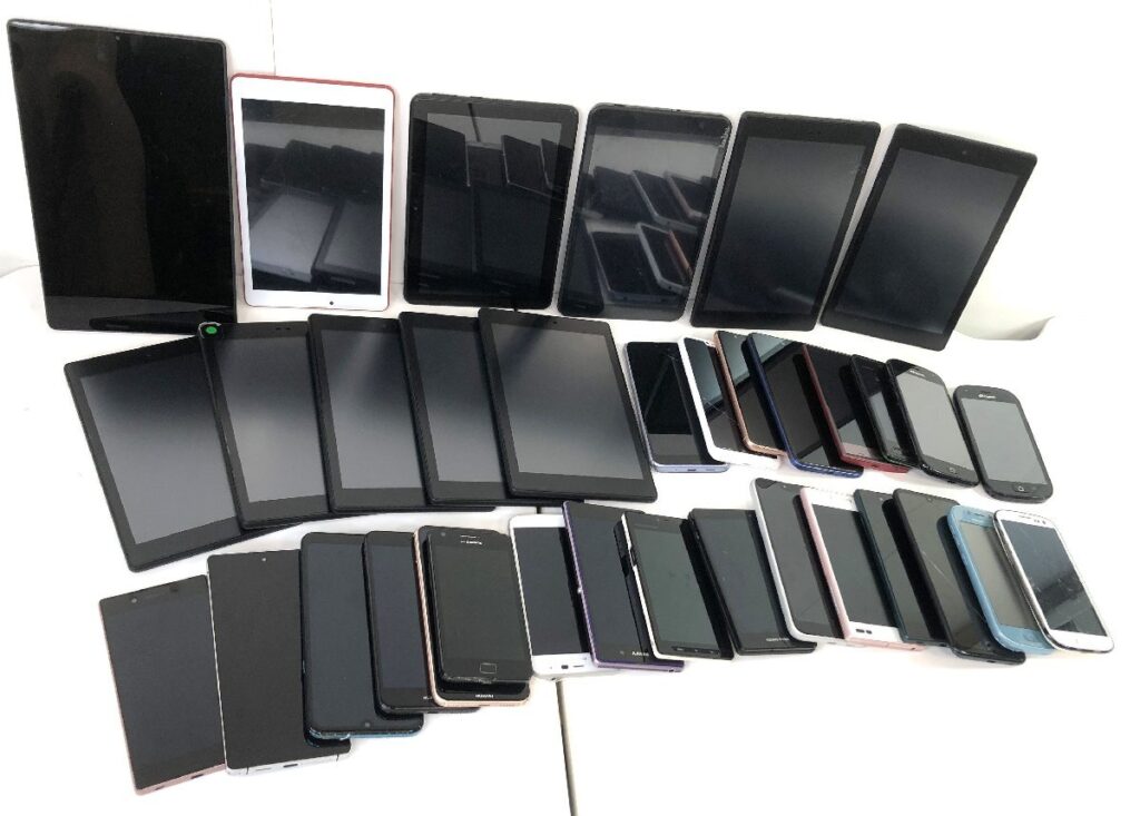 Android タブレット・スマートフォン まとめ タブレット11台 スマホ 26台 GALAXY/XPERIA/HUAWEI/amazon など
