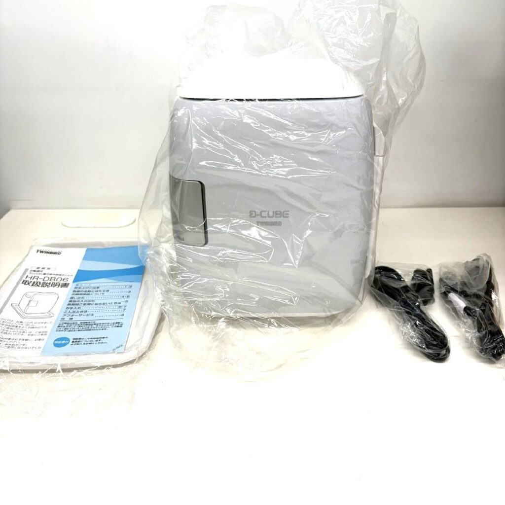 TWINBIRD 2電源式コンパクト電子保冷保温ボックス D-CUBE HR-DB06 ツインバード