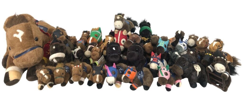 アイドルホース競馬 ぬいぐるみまとめ 41点 競馬 競走馬 フェノメノン ディープインパクト サイレントスズカ など