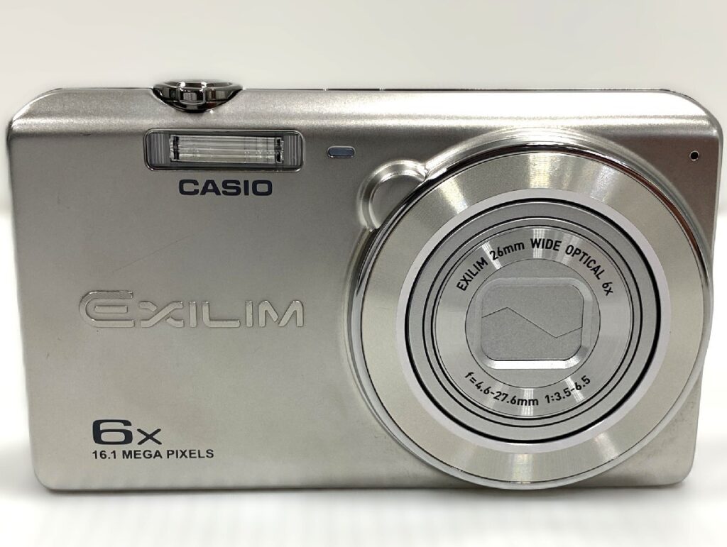 CASIO EXILIM コンパクトデジタルカメラ EX-ZS20 カシオ エクシリム シルバー デジカメ