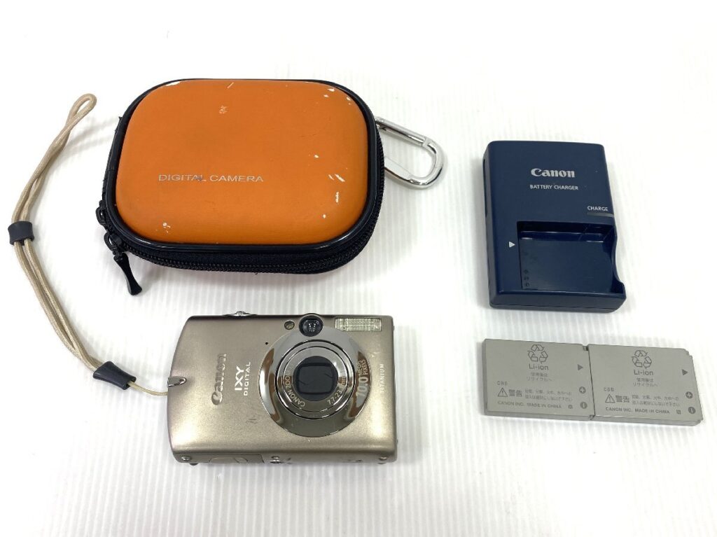Canon IXY DIGITAL 1000 PC1206 キャノン コンパクトデジタルカメラ デジカメ