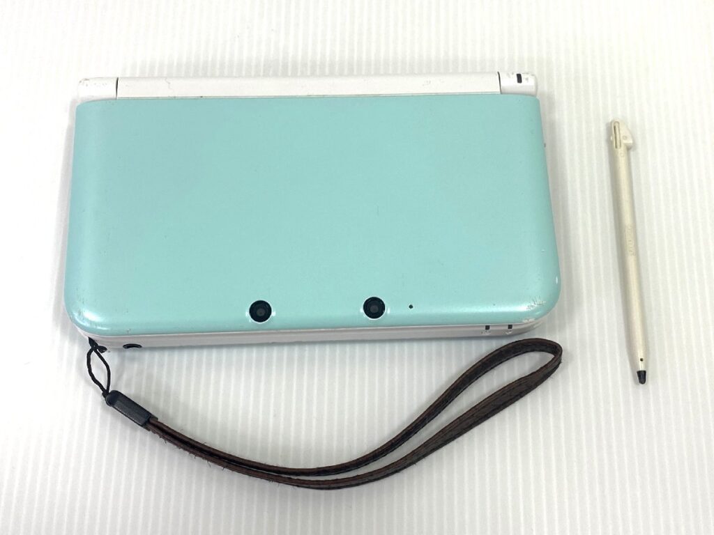 Nintendo 3DS LL SPR-001 本体 ニンテンドー 任天堂 ゲーム機