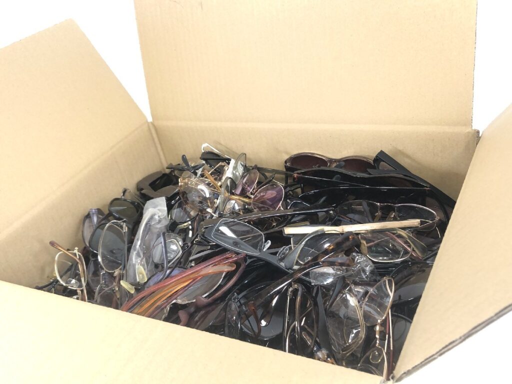 大量 眼鏡 サングラス フレーム いろいろまとめて 11.2kg