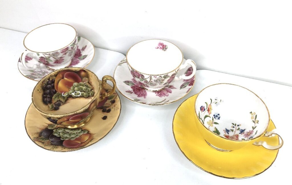 AYNSLEY カップ＆ソーサー 4客まとめ 食器 Fine Bone China エインズレイ 洋食器