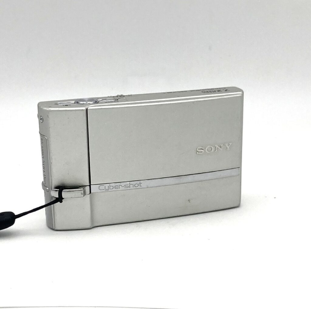 SONY ソニー Cyber-shot DSC-T30 デジタルカメラ 動作確認済み 充電器 バッテリー付き