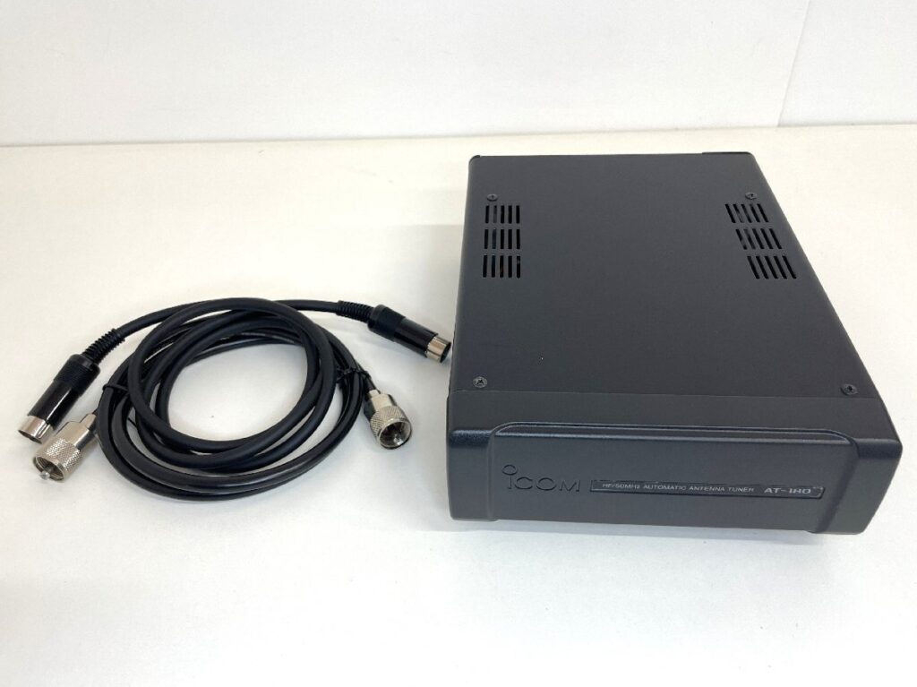 iCOM HF/50MHz AUTOMATIC ANTENNA TUNER AT-180 アイコム オートアンテナチューナー