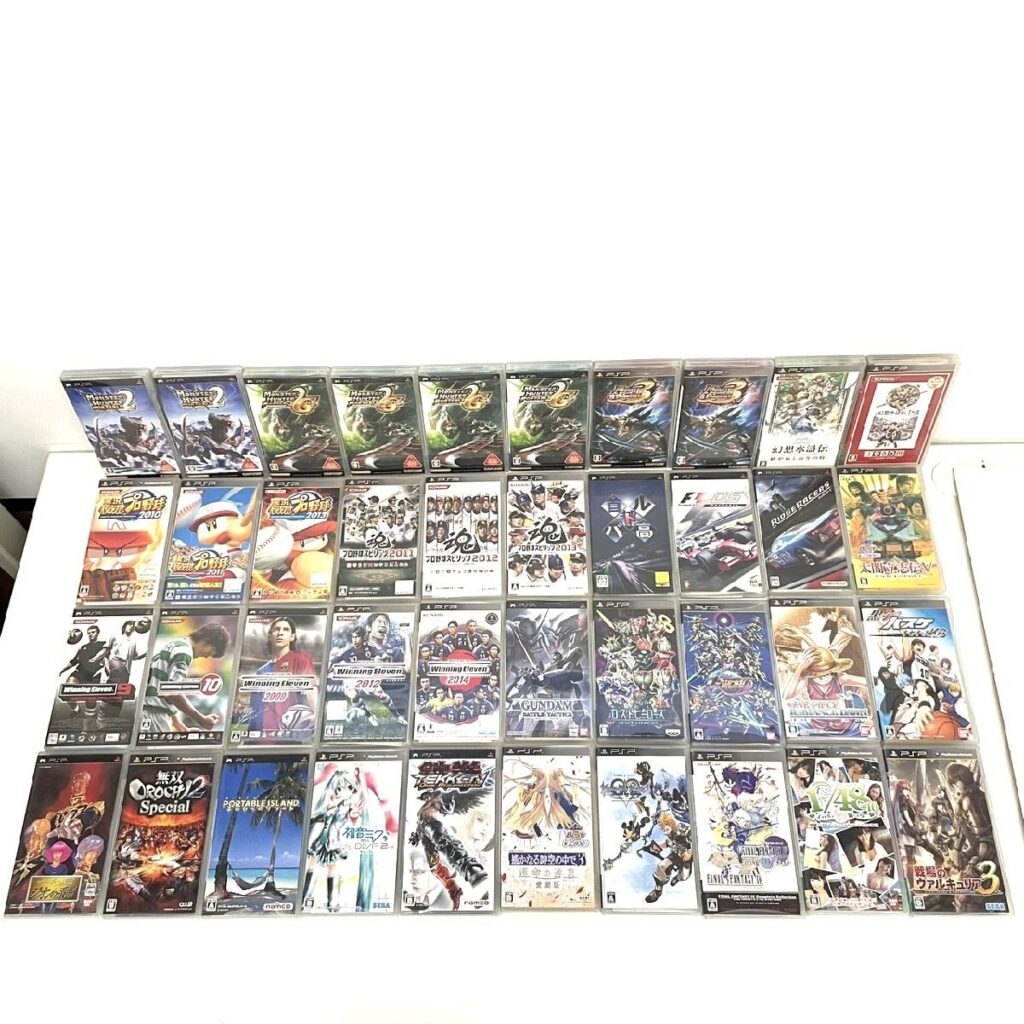 PSP ソフトまとめ 40点 モンスターハンター ウイニングイレブン 他