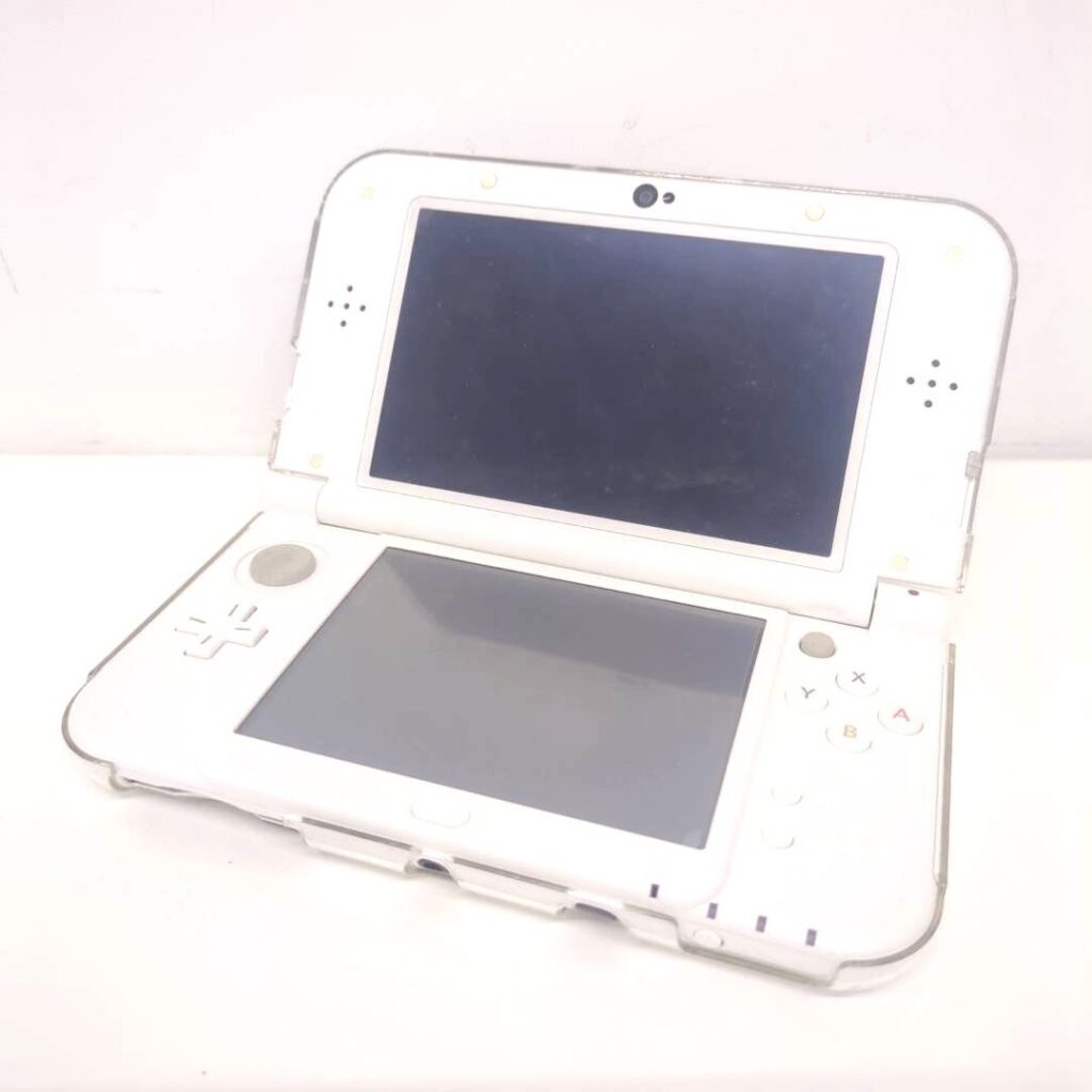 Nintendo 3DS RED-001 任天堂 ニンテンドー ゲーム機