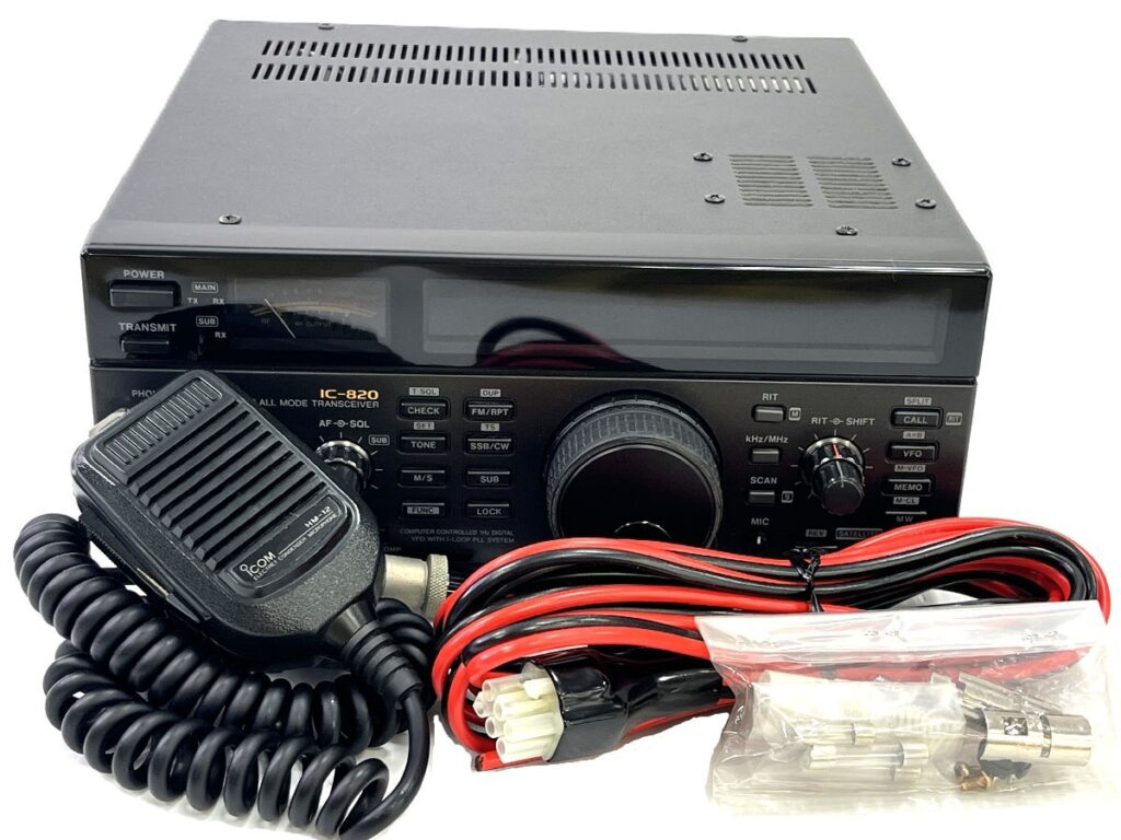 ICOM IC-820D アイコム アマチュア無線 144Mhz/430Mhz ALLMODE トランシーバー 無線機