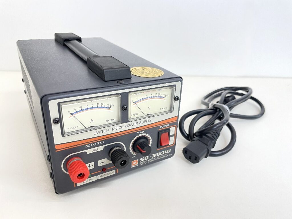 DAIWA SS-330W SWITCH-MODE POWER SUPPLY ダイワ スイッチモード パワーサプライ 直流安定化電源