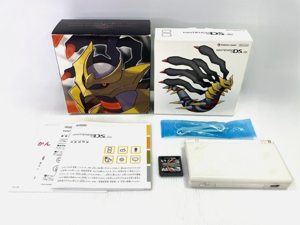 Nintendo DS Lite USG-001 ポケットモンスター ギラティナエディション 本体 ニンテンドー 任天堂 ゲーム機