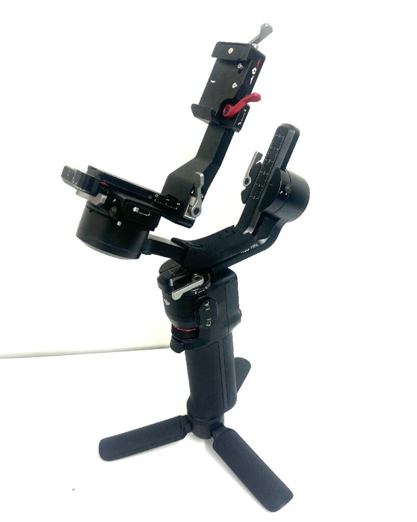 DJI RS3 Mini 3軸ジンバルカメラスタビライザー