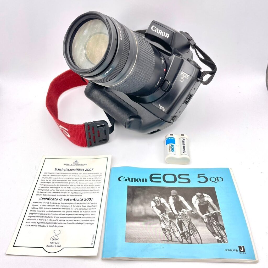 キヤノン Canon EOS 5 QD フィルム一眼レフカメラ 望遠レンズ Canon ULTRASONIC EF 75-300mm 1:4-5.6Ⅱ 説明書付き