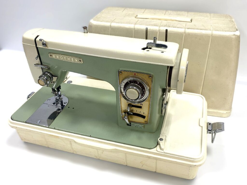 BROTHER HAPPY M-1100 ブラザー 家庭用ミシン 本体 裁縫 手芸 ハンドクラフト ミシン