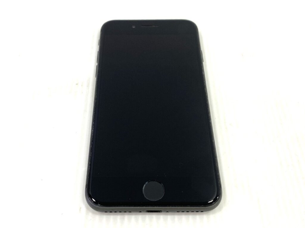 Apple iPhone8 64GB MQ782J/A SIMロックあり アップル アイフォン スマートフォン 携帯機器