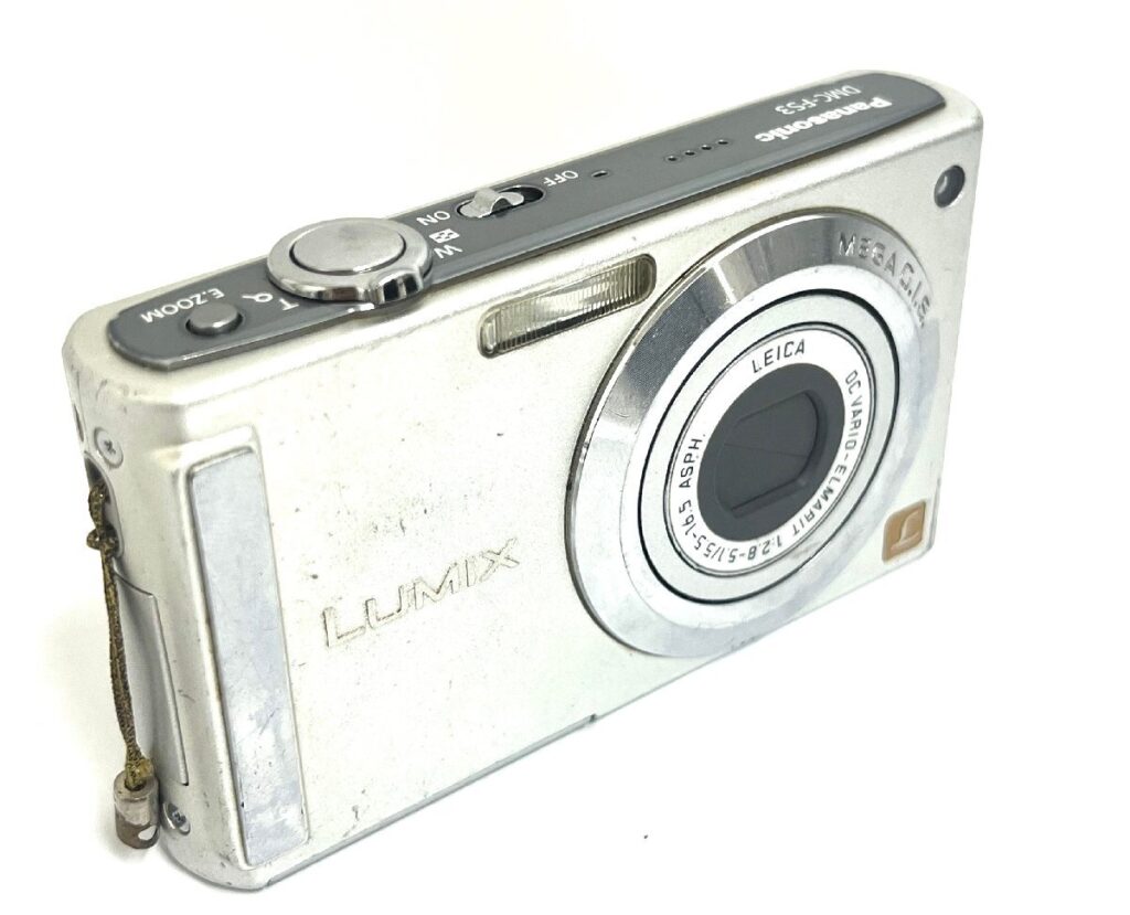 Panasonic パナソニック DMC-FS3 LUMIX シルバー コンパクトデジタルカメラ
