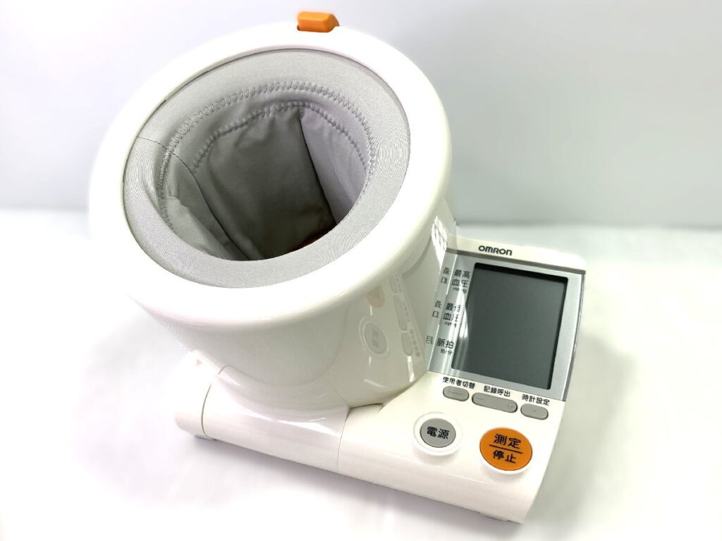 OMRON HEM-1000 オムロン デジタル自動血圧計 上腕式 スポットアーム 血圧計