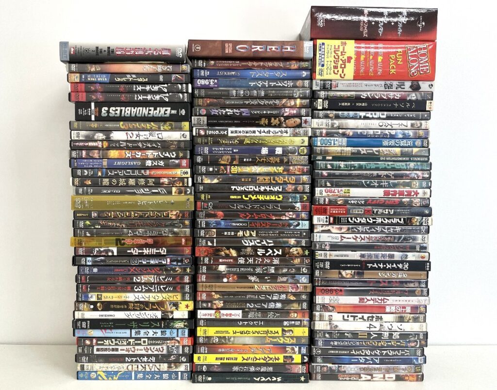 DVD 105本 まとめ 映画 ドラマ アバター ホーム・アローン HERO バイオハザード 踊る大捜査線