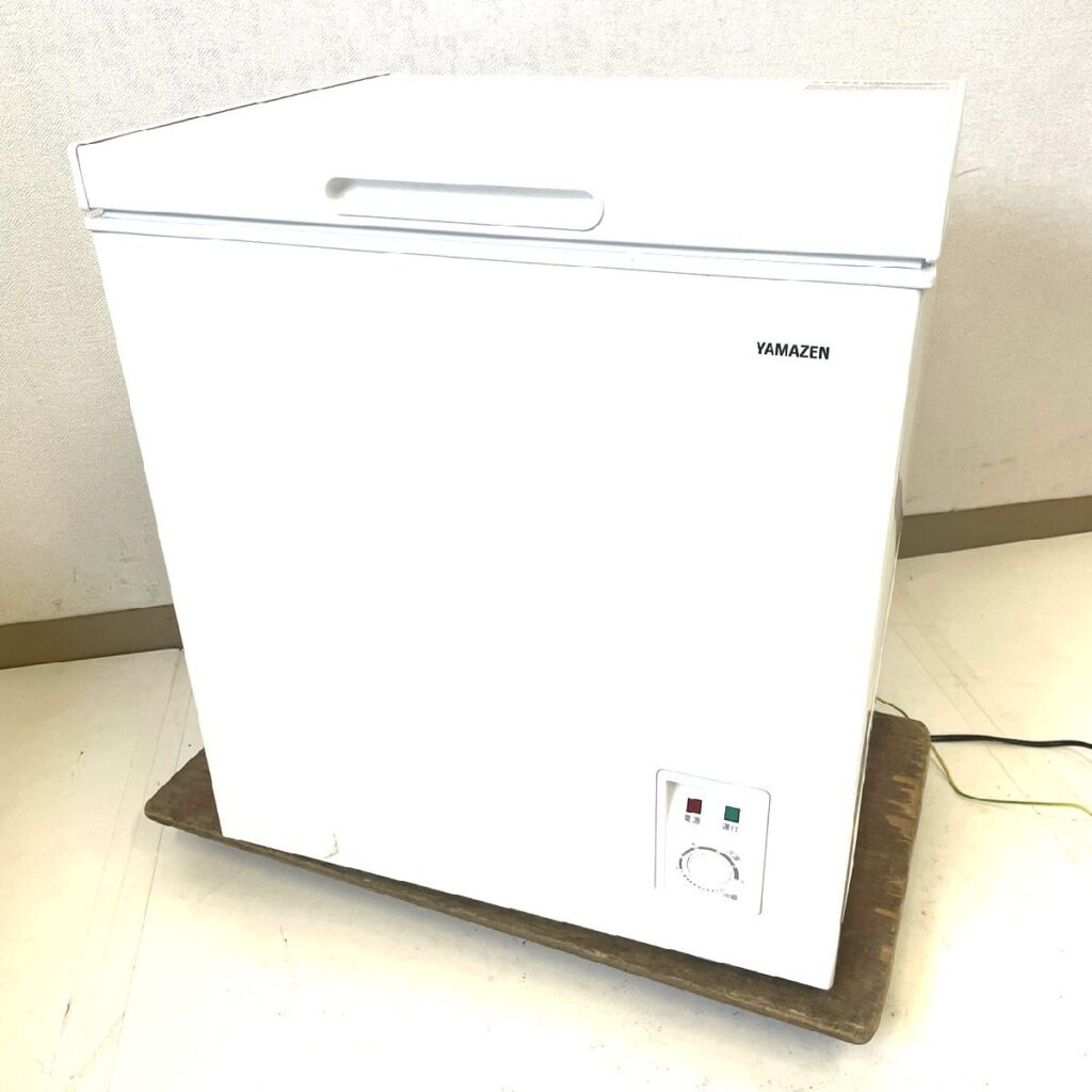 YAMAZEN 電気冷凍庫 YF-C70(W) 山善