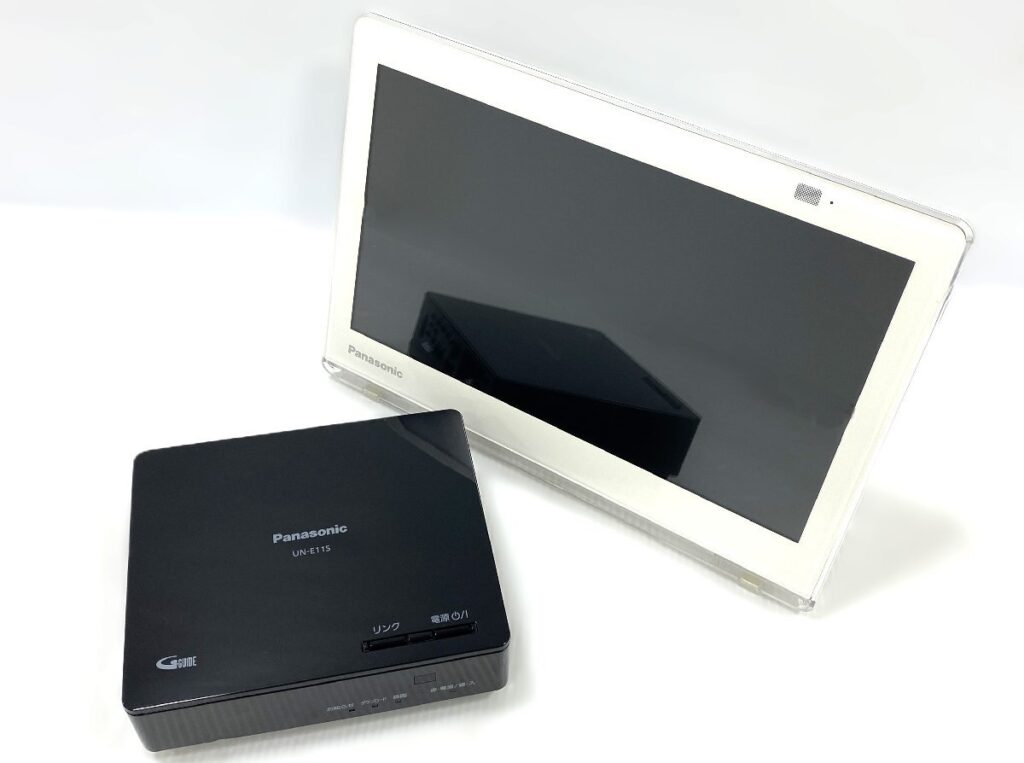 Panasonic UN-10E11D UN-E11S 2021年製 パナソニック ポータブルテレビ モニター チューナー 映像機器